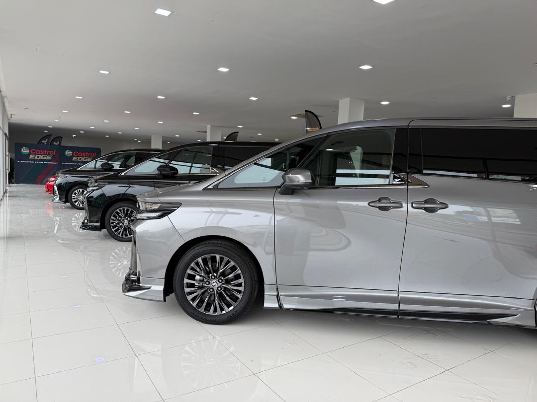 Toyota Alphard — premium reconditioned luxury MPV