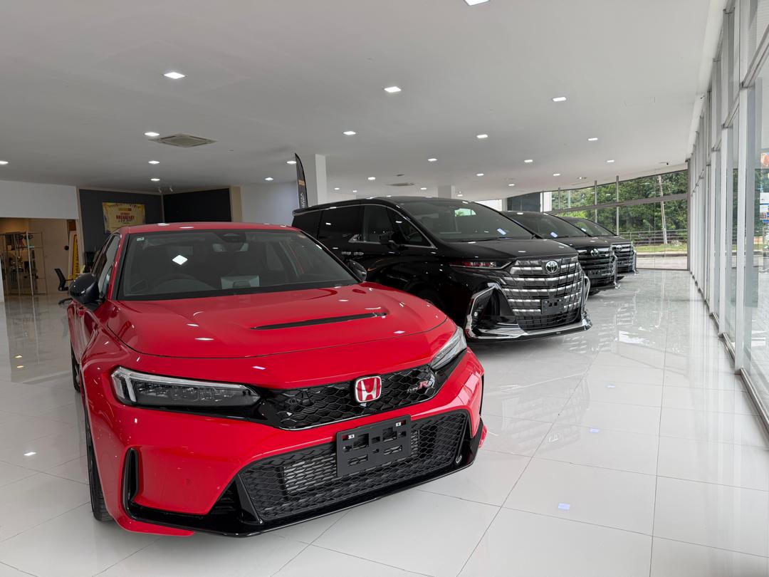 Honda Civic Type R — high-performance reconditioned vehicle